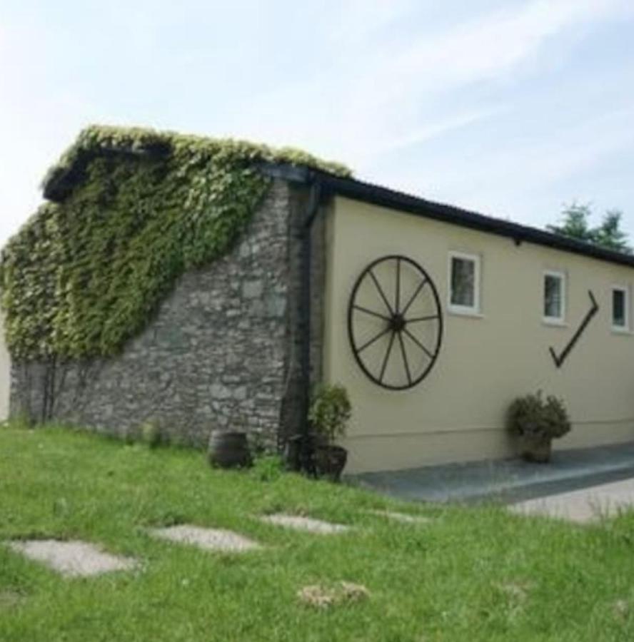 The Granary Country Retreat Villa Lampeter Exterior photo